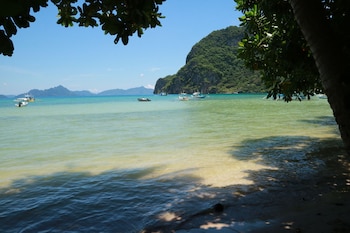 el nido mahogany beach