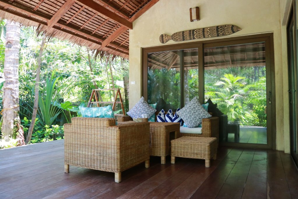 el nido mahogany beach