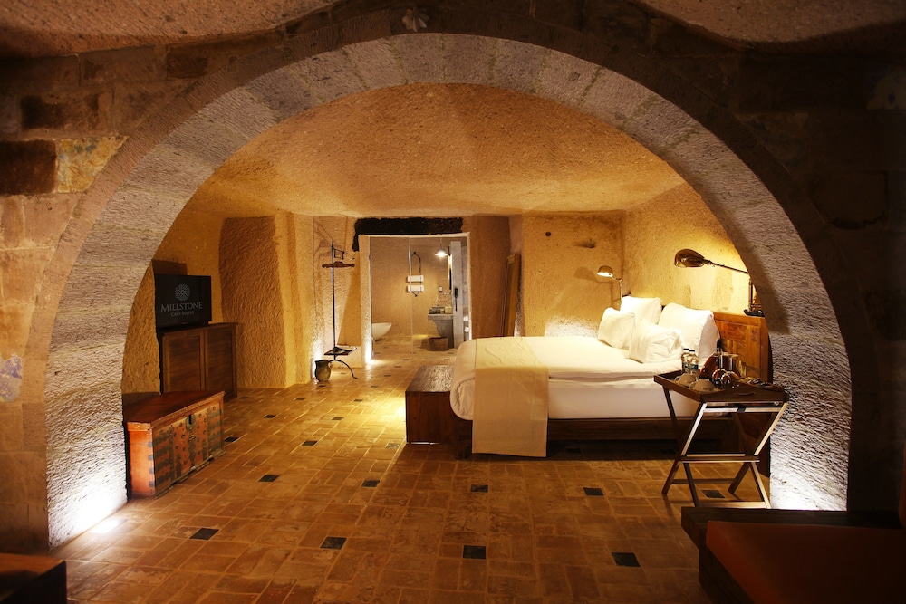 millstone cave suites