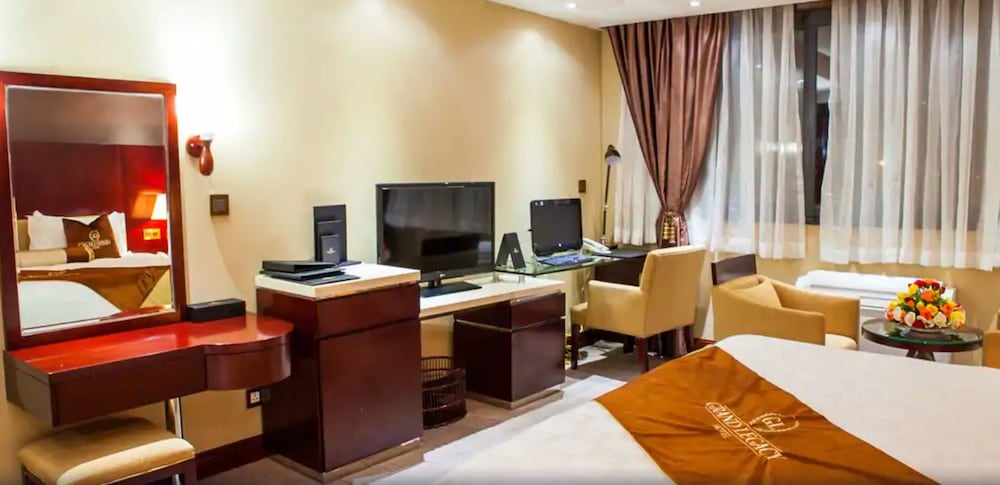 grand legacy hotel