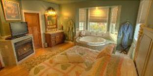 the collins inn and seaside cottages adults only