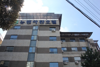 Hotel-Img