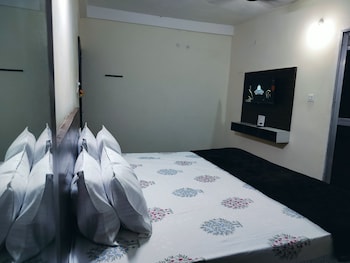 Hotel Vijay Shree Palace,,2 star
