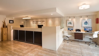 best western plus inner harbour