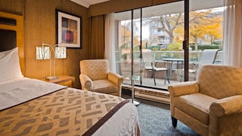 best western plus inner harbour