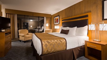 best western plus inner harbour