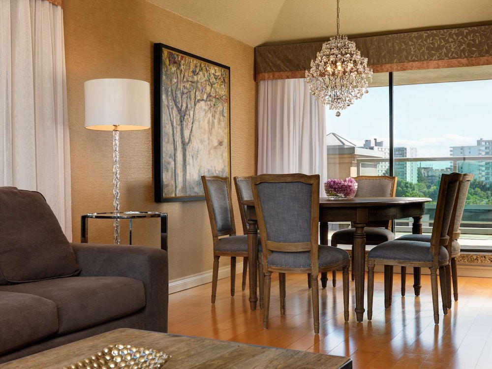best western plus inner harbour