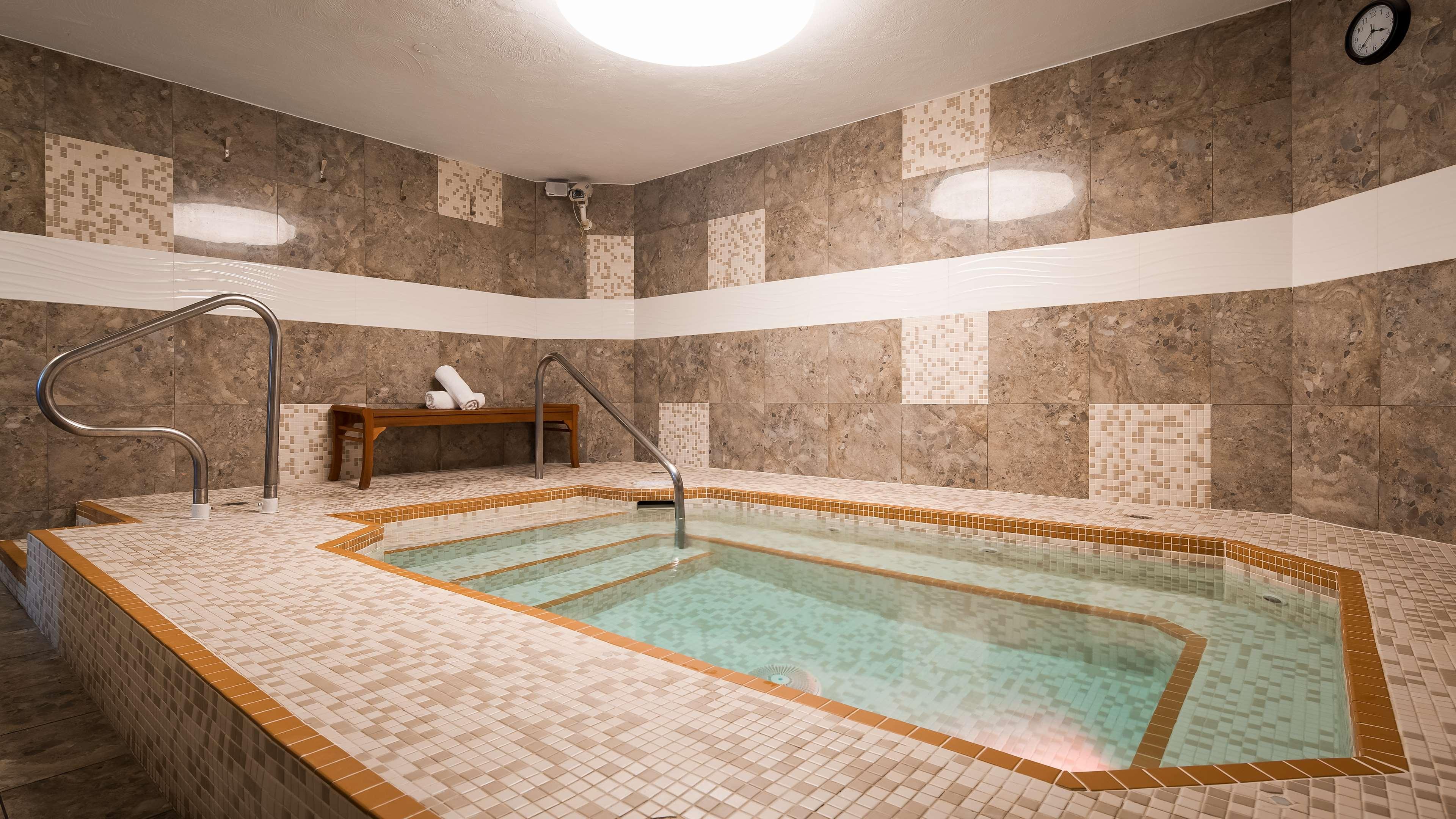 best western plus inner harbour
