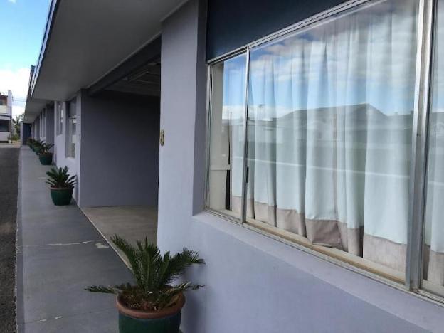 the commercial hotel motel