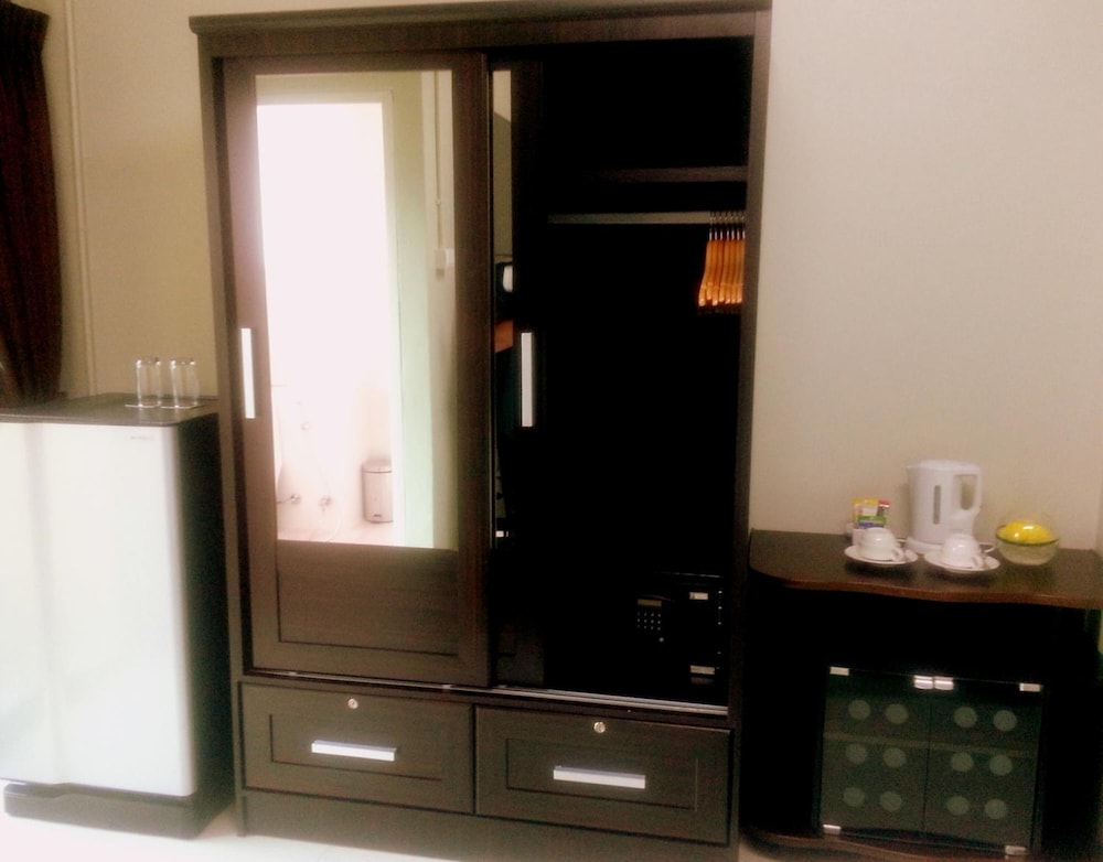 annex lumpini bangkok