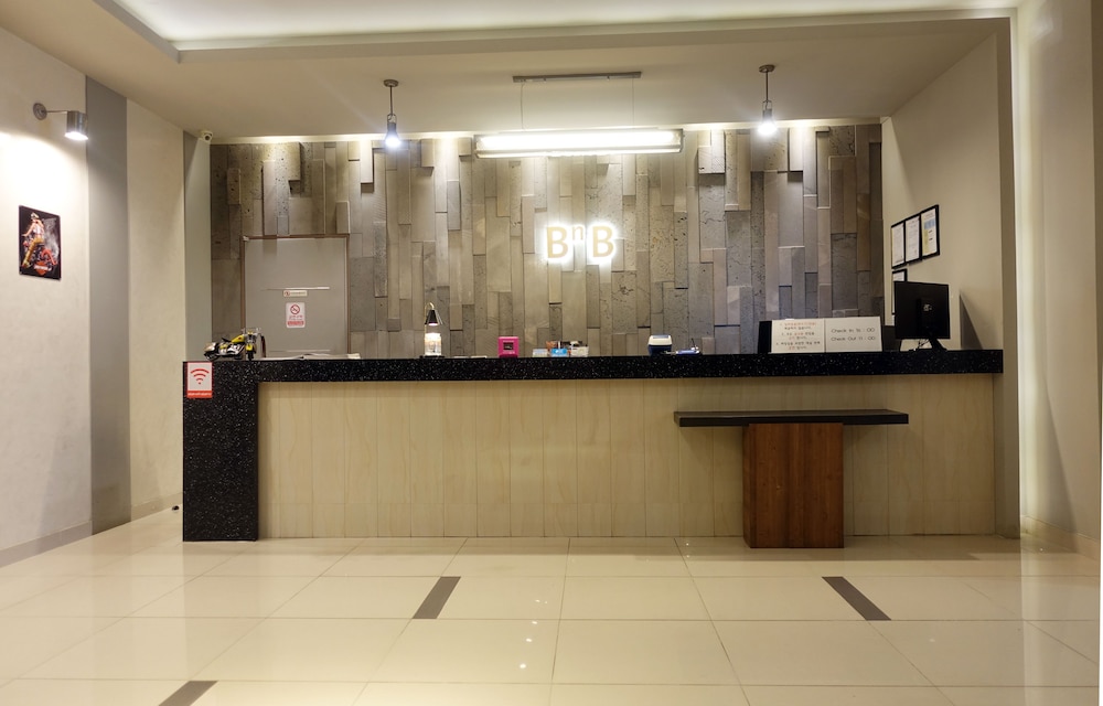 gallery hotel bnb
