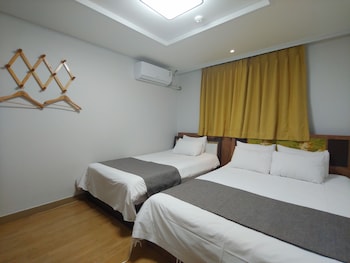 gallery hotel bnb
