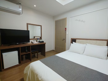 gallery hotel bnb