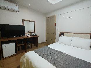 gallery hotel bnb