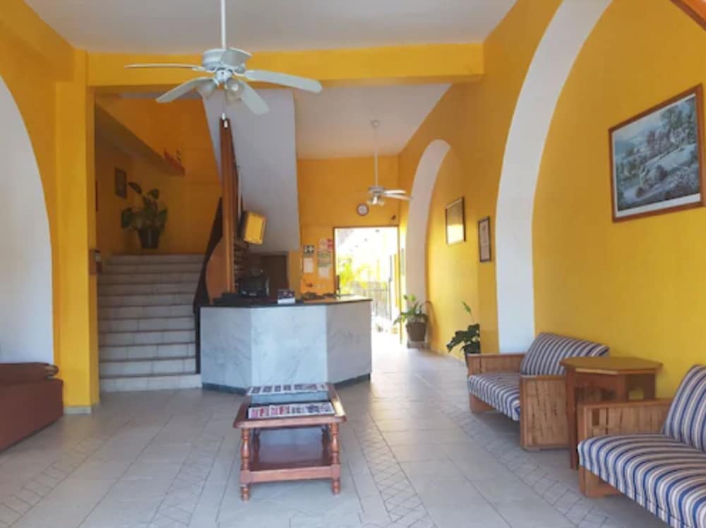 hotel arcos del parque