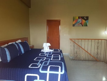 hotel arcos del parque