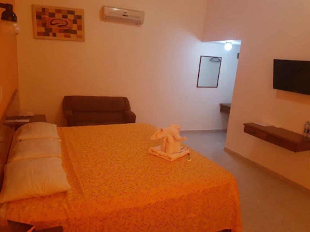 hotel arcos del parque