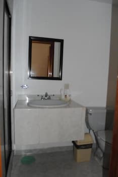 hotel arcos del parque