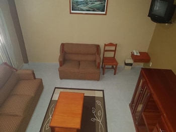 hotel arcos del parque