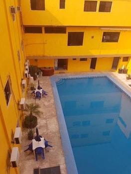 hotel arcos del parque