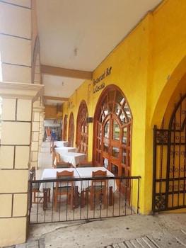 hotel arcos del parque