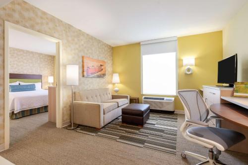 home2 suites by hilton gillette