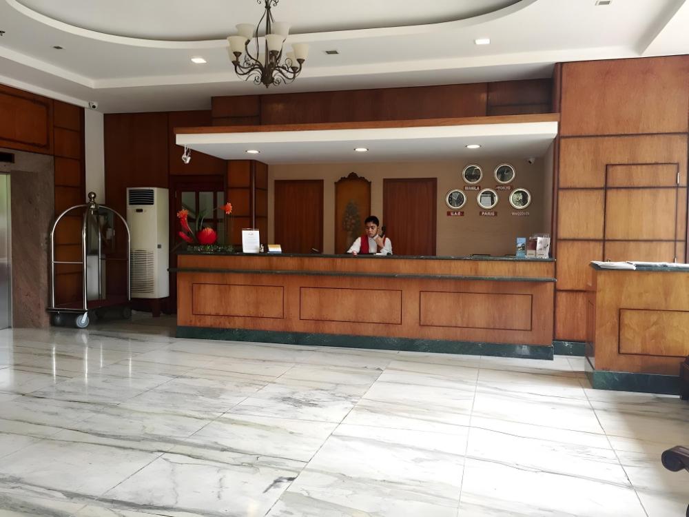 mj hotel and suites
