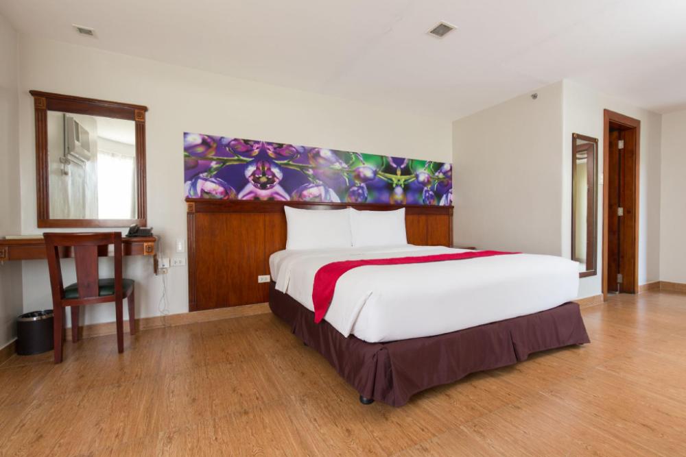 mj hotel and suites