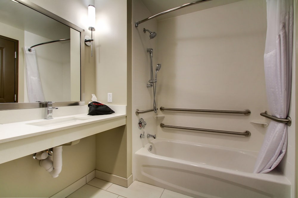 holiday inn peoria at grand prairie by ihg