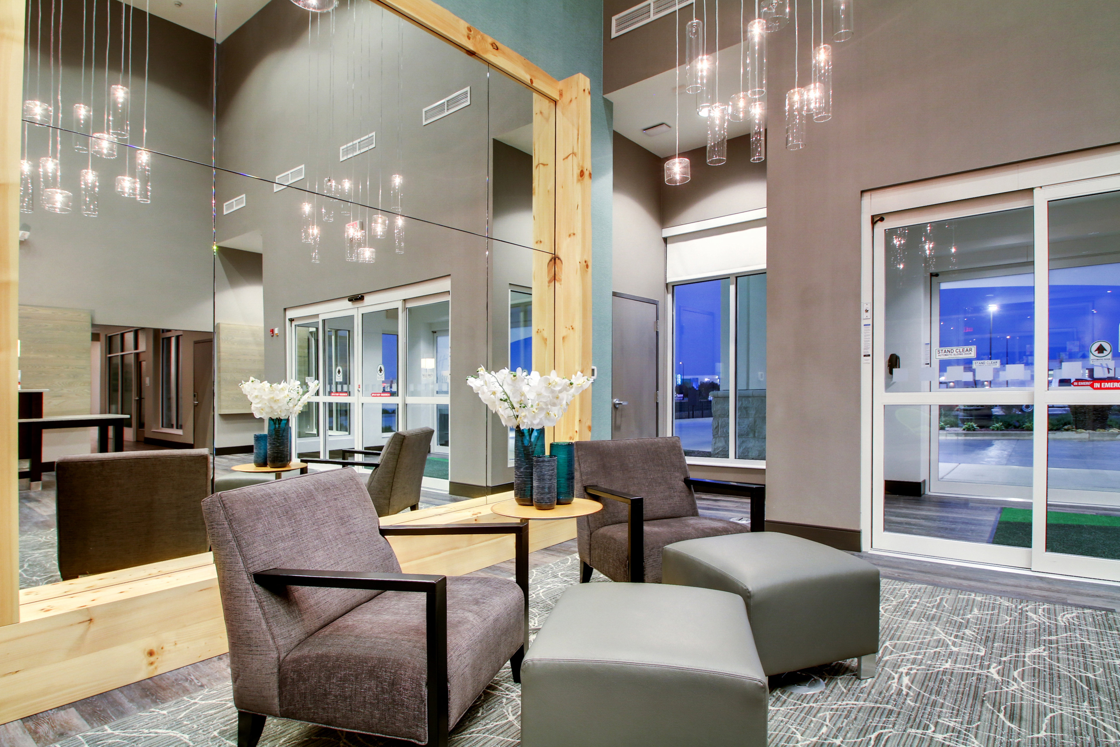 holiday inn peoria at grand prairie by ihg