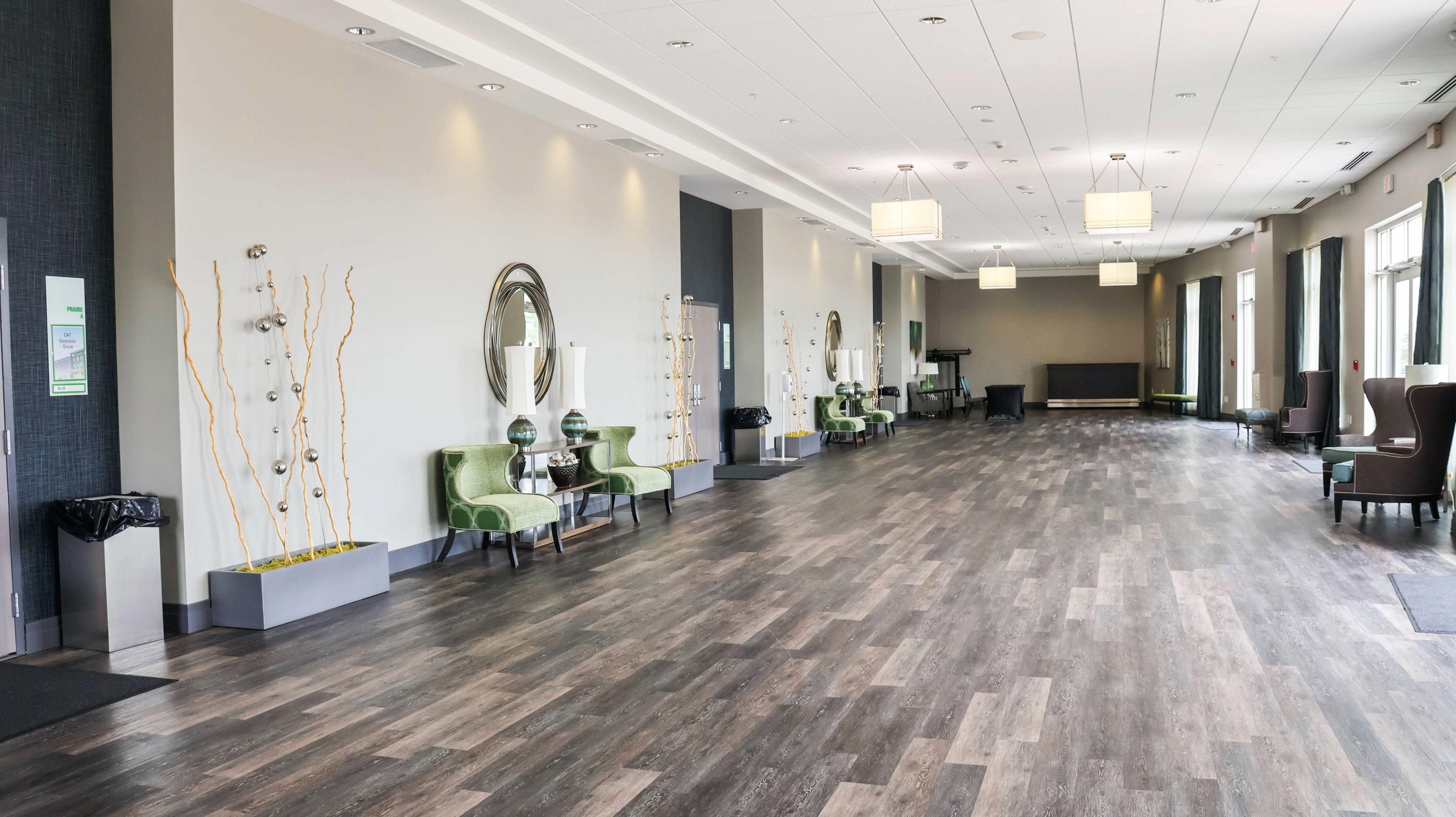 holiday inn peoria at grand prairie by ihg