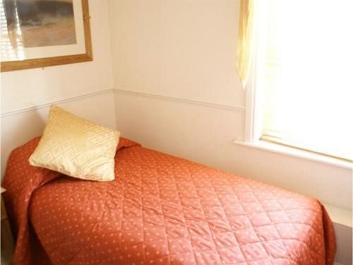 The Ship Hotel,Folkestone>>Dover,3 star