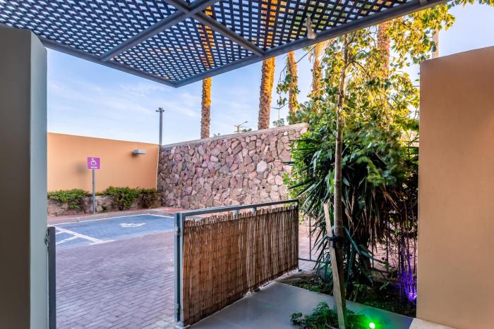 almog eilat adults only