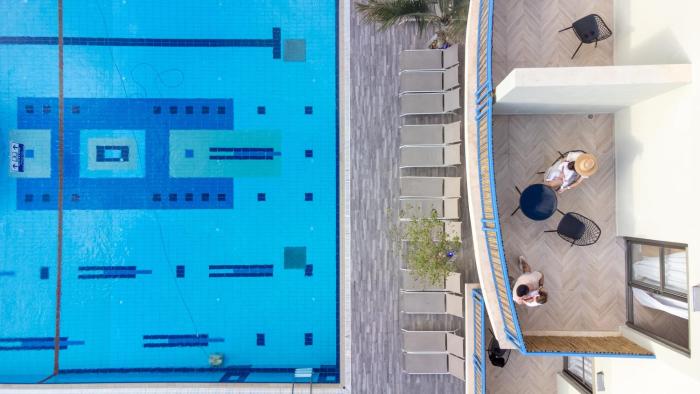 almog eilat adults only