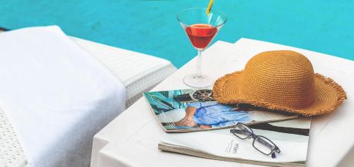 almog eilat adults only