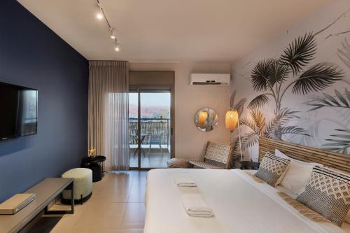 almog eilat adults only