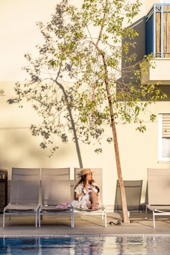 almog eilat adults only