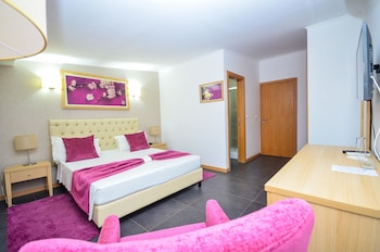 vivi hotel