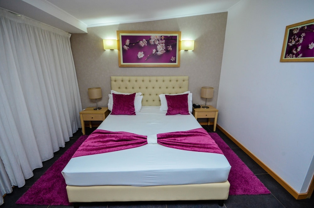 vivi hotel