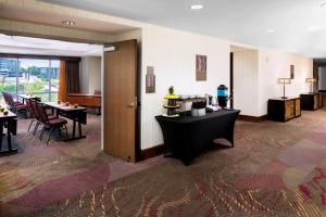 hotel indigo austin downtown university by ihg