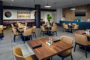 hotel indigo austin downtown university by ihg