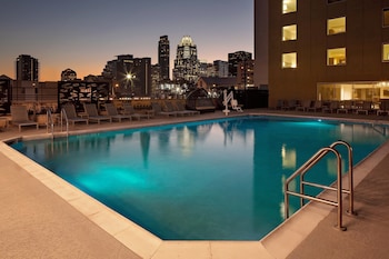hotel indigo austin downtown university by ihg