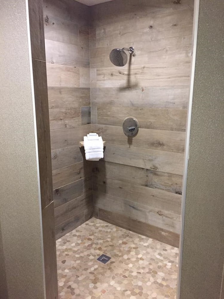 hotel indigo traverse city by ihg