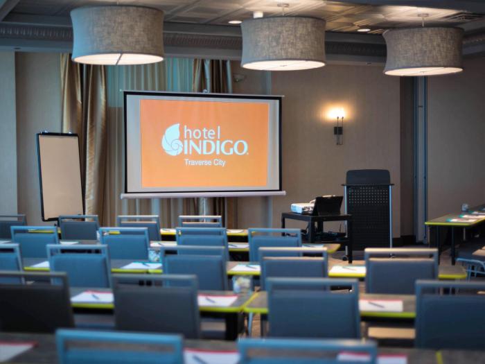 hotel indigo traverse city by ihg