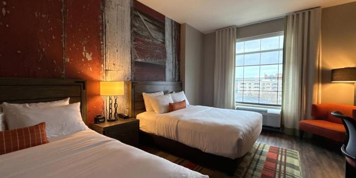 hotel indigo traverse city by ihg