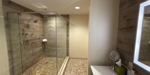 hotel indigo traverse city by ihg