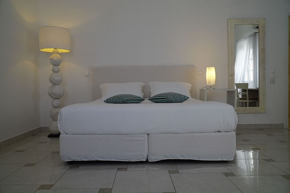 margie mykonos hotel
