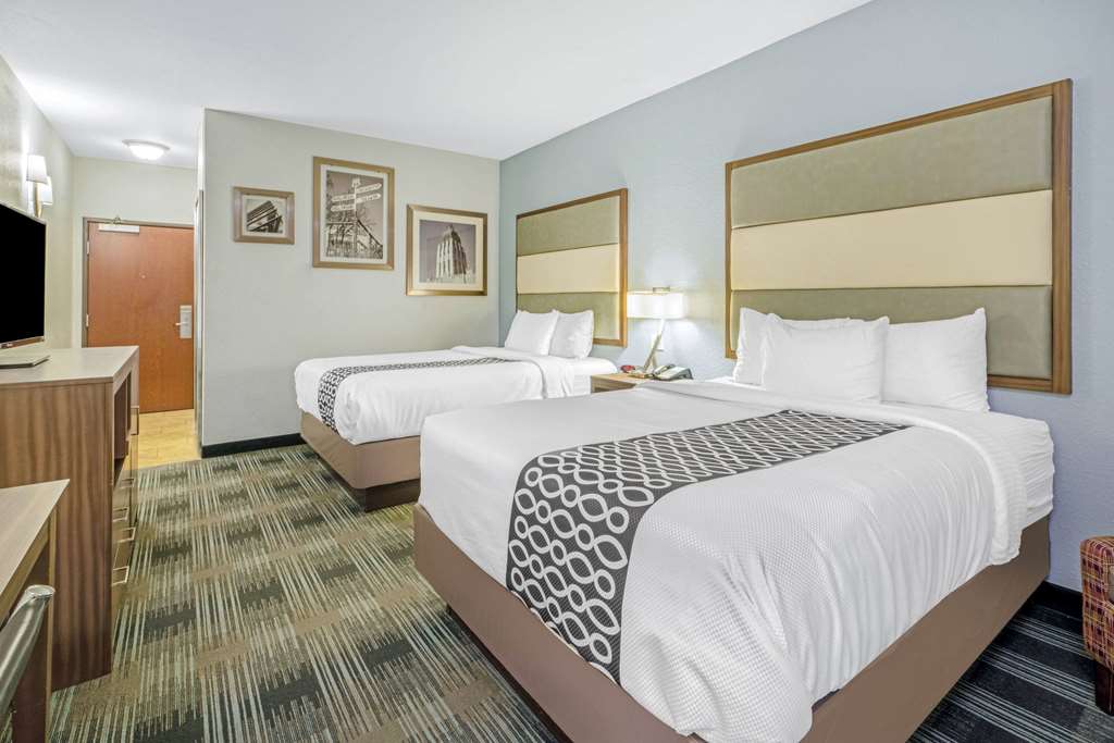 la quinta inn and suites by wyndham guthrie
