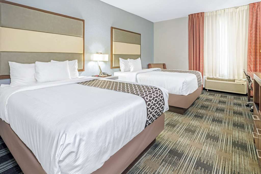 la quinta inn and suites by wyndham guthrie