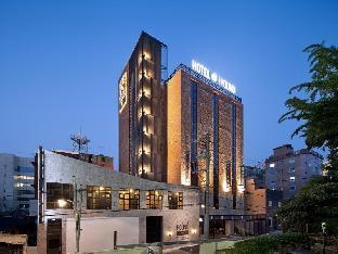 The Hound Hotel,,2 star
